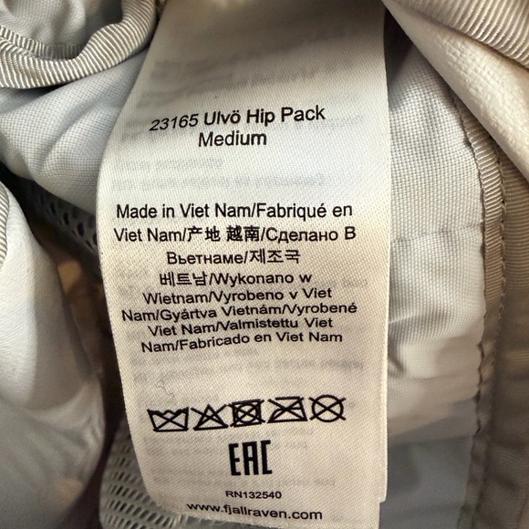 Fjällräven Ulvö Hip Pack Medium in Gold/Yellow - Picture 3 of 6